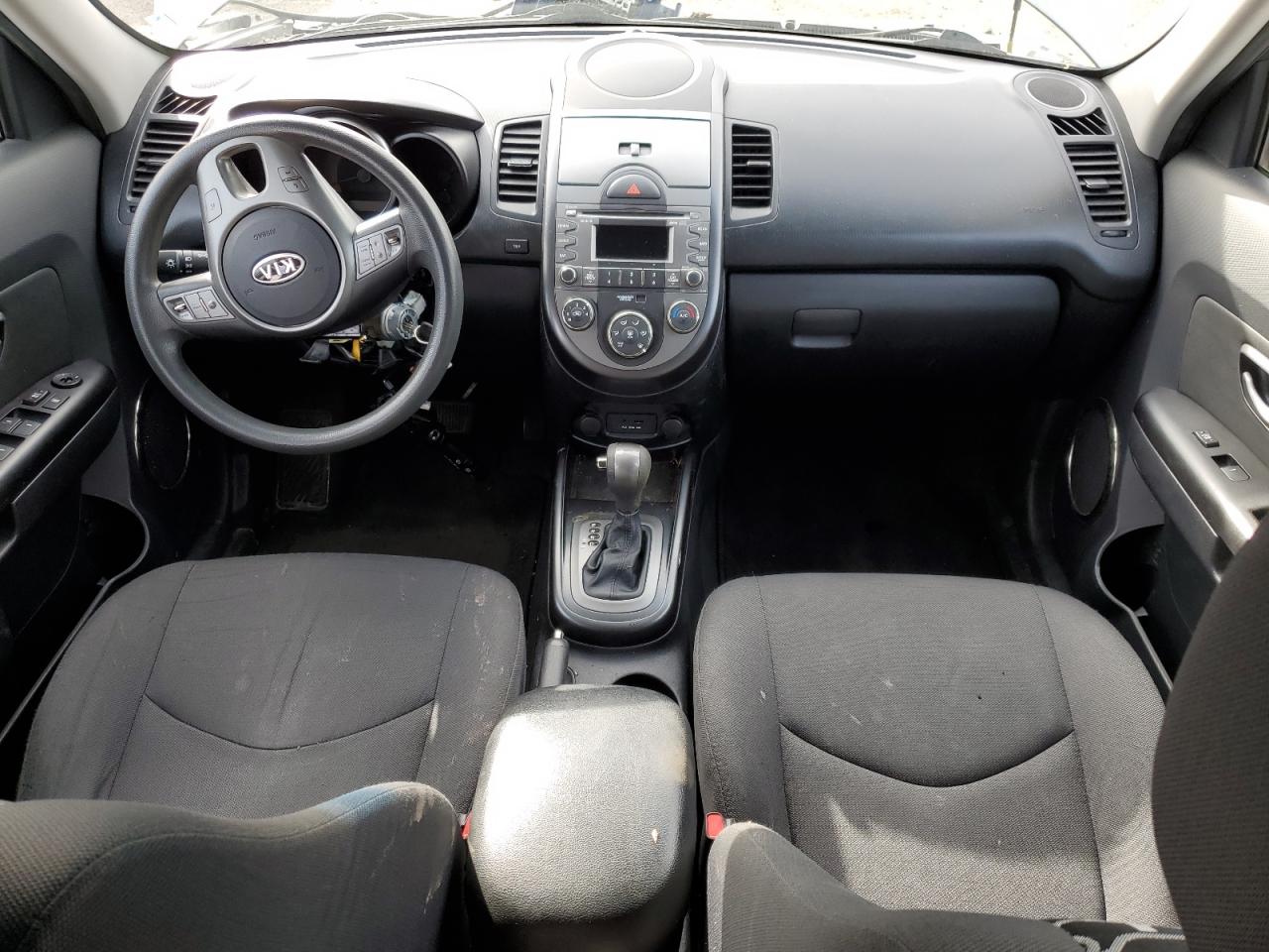 KNDJT2A24B7237799 2011 Kia Soul +