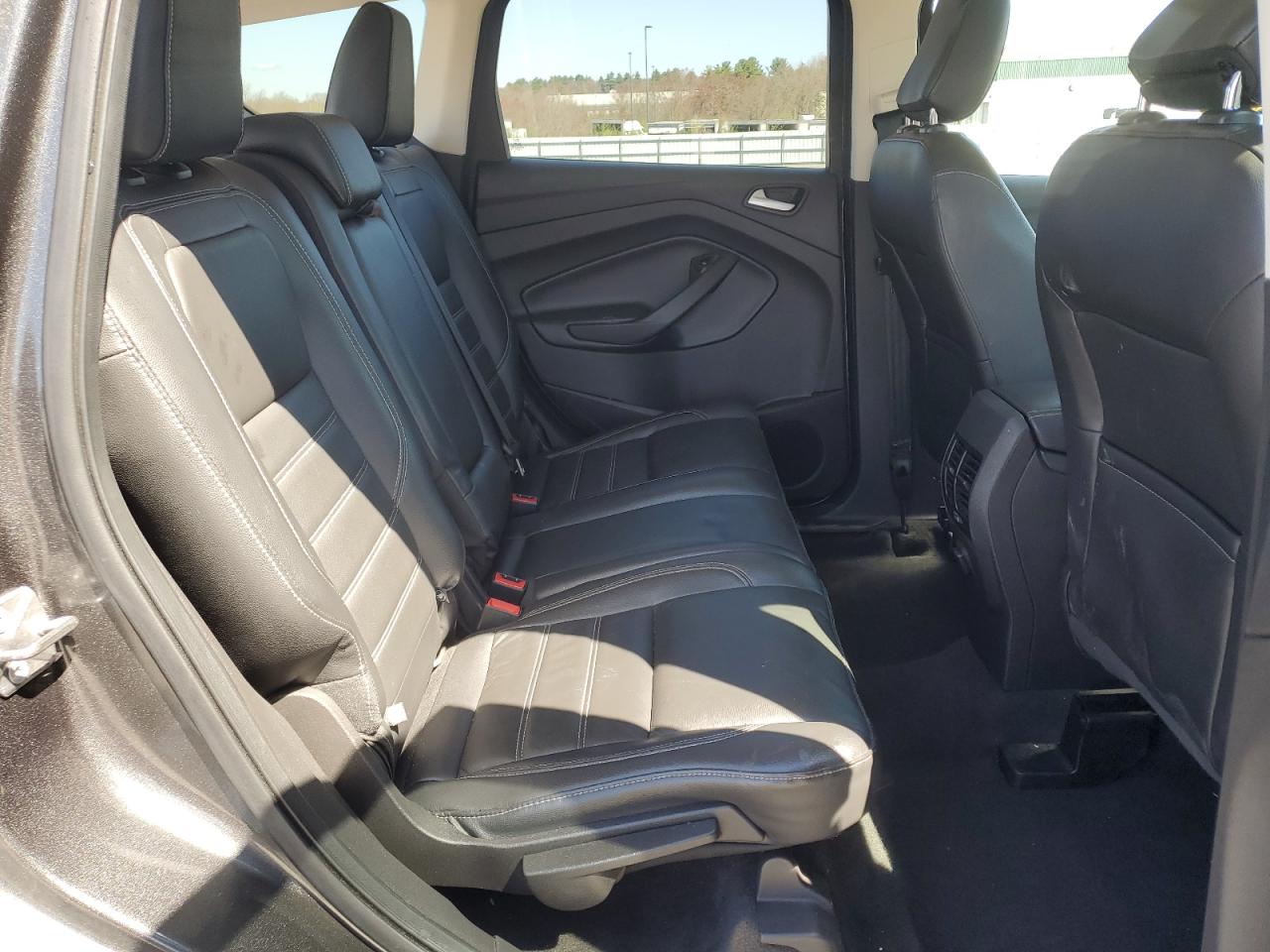 1FMCU0HD1JUB32117 FORD ESCAPE 2018