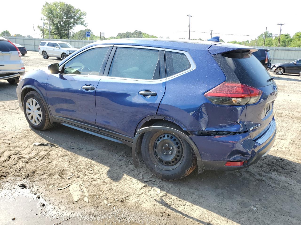 JN8AT2MT2HW137420 NISSAN ROGUE 2017