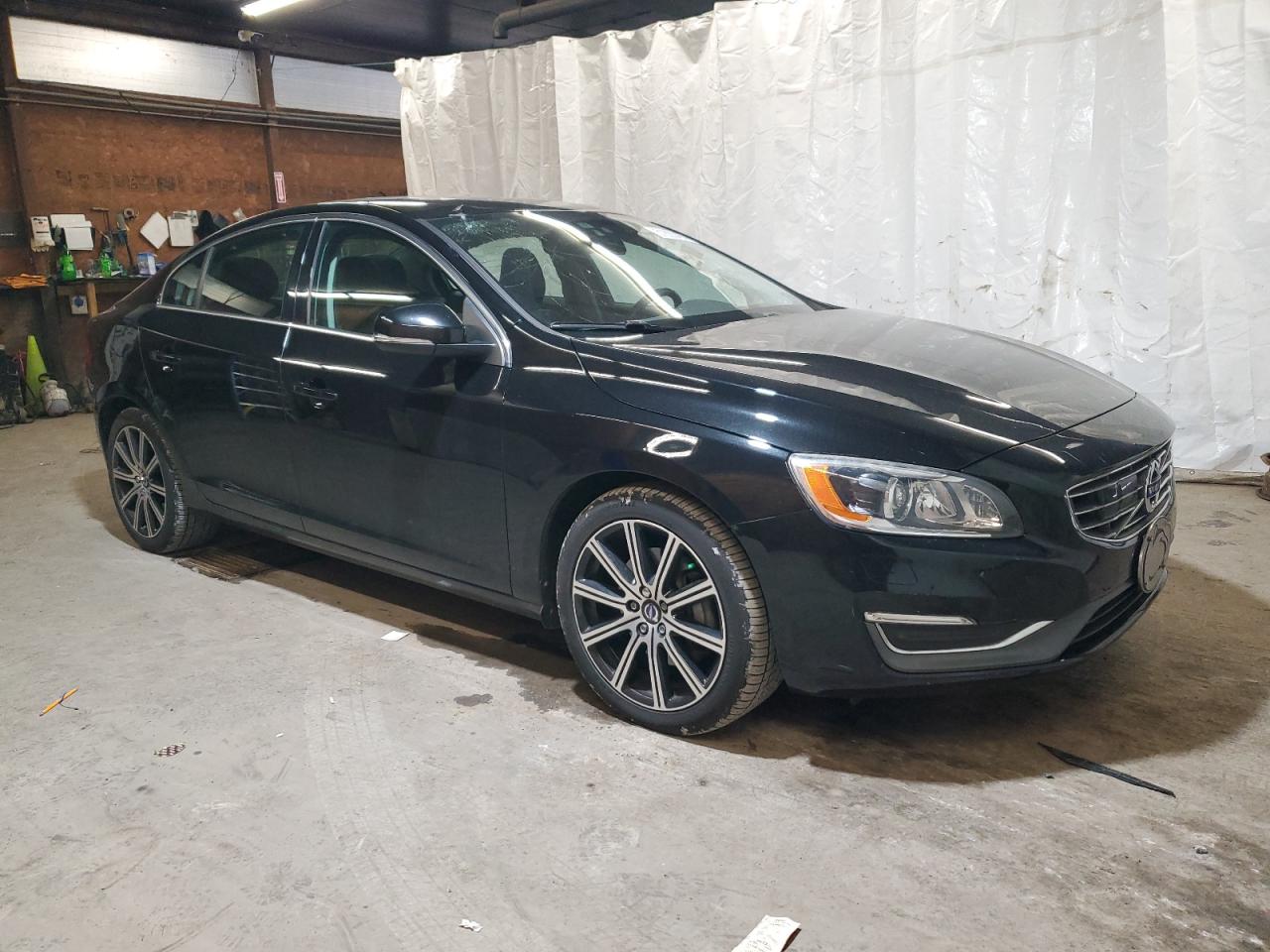 LYV402TM3HB140862 2017 Volvo S60 Platinum