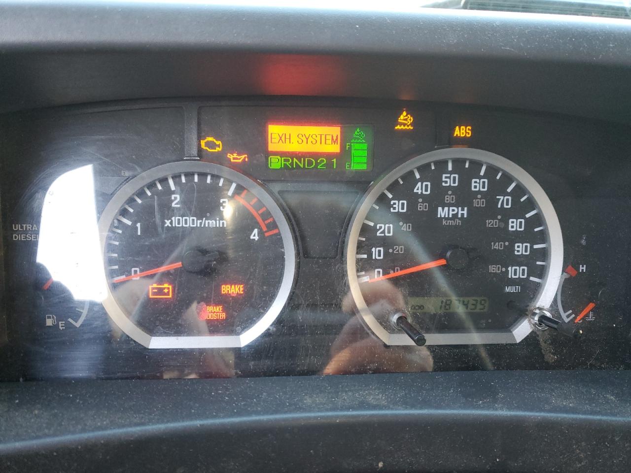 JALE5W168B7301637 2011 Isuzu Nrr