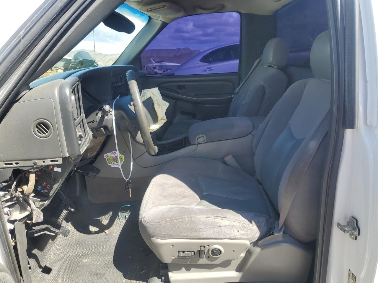 1GCEC14V84Z251777 2004 Chevrolet Silverado C1500