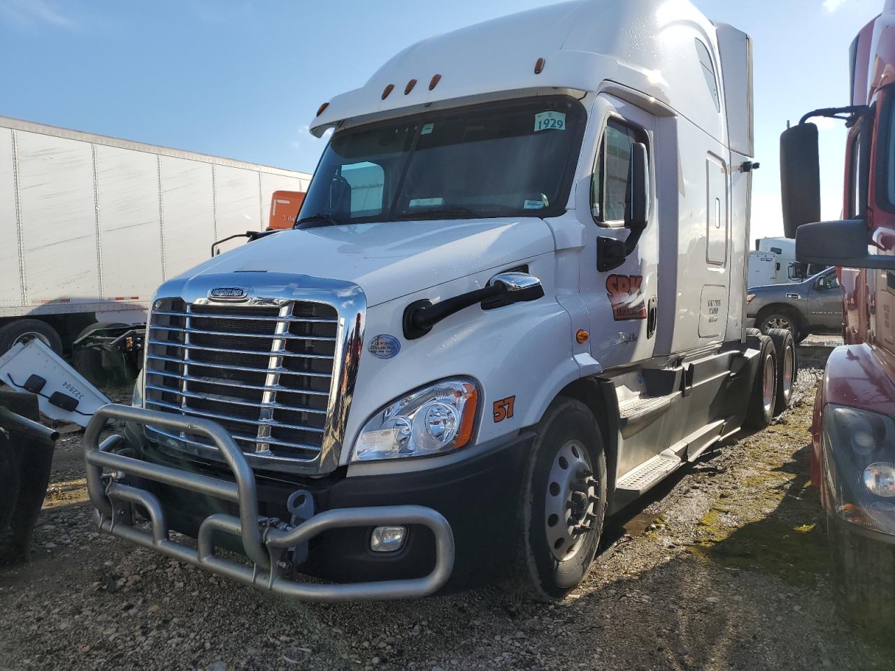 Lot #2468386713 2018 FREIGHTLINER CASCADIA 1