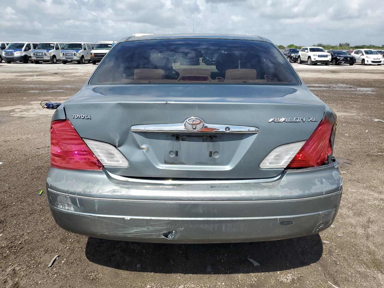 4T1BF28B52U224235 2002 Toyota Avalon Xl