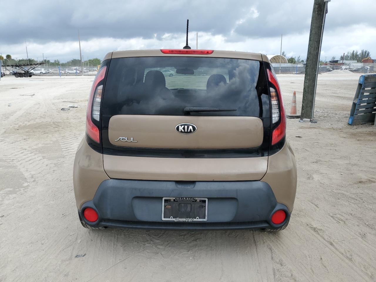 KNDJN2A21E7053497 2014 Kia Soul