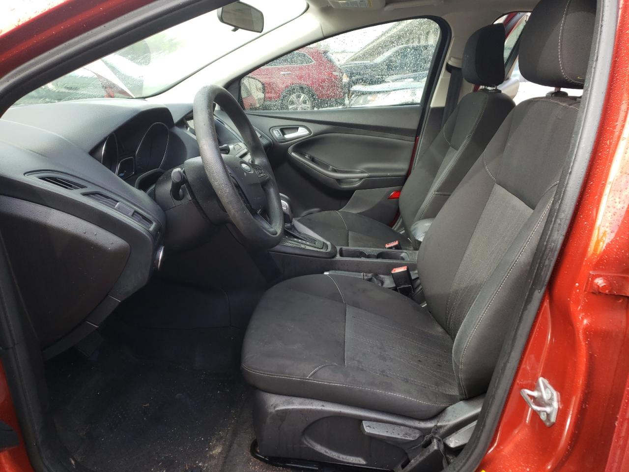 1FADP3H25JL261800 FORD FOCUS 2018