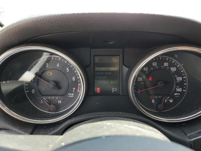 1J4RS4GG2BC532079 2011 Jeep Grand Cherokee Laredo