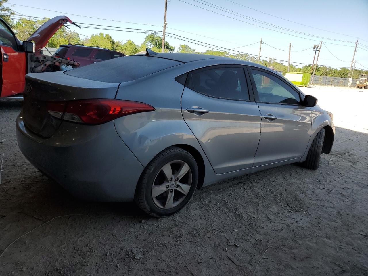 KMHDH4AE8DU015609 2013 Hyundai Elantra Gls