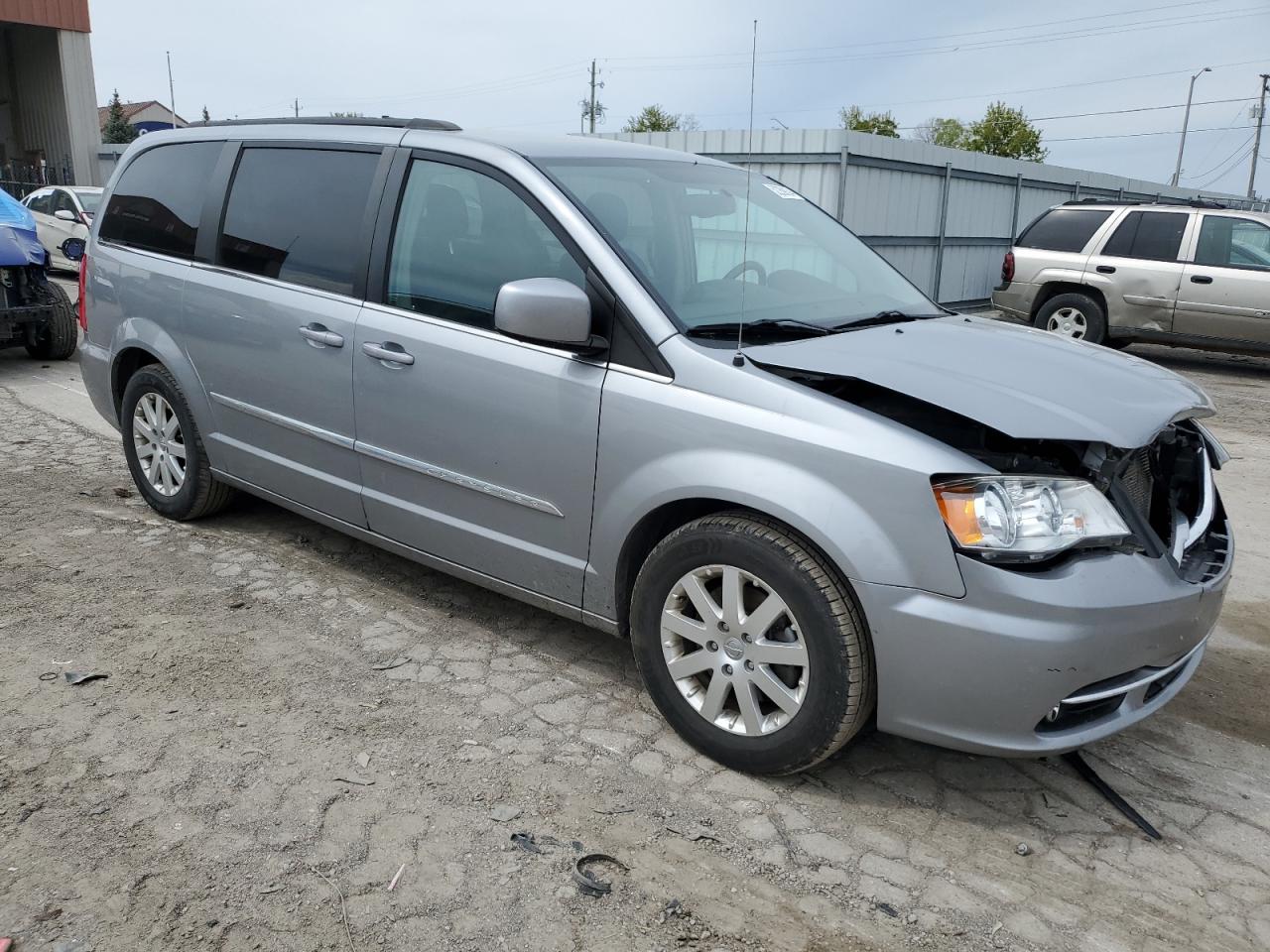 2C4RC1BG5FR565132 2015 Chrysler Town & Country Touring