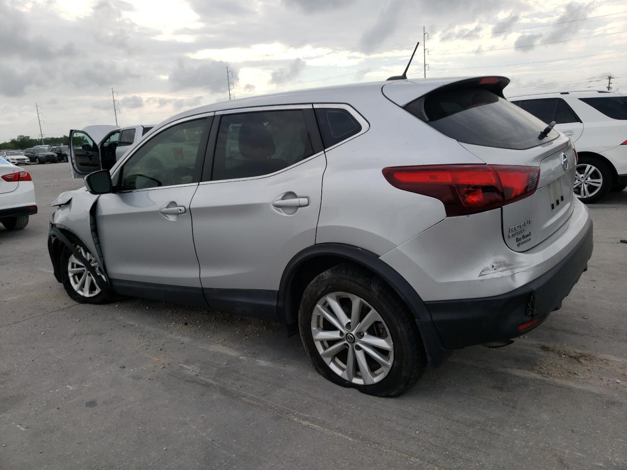 JN1BJ1CPXKW530225 NISSAN ROGUE 2019