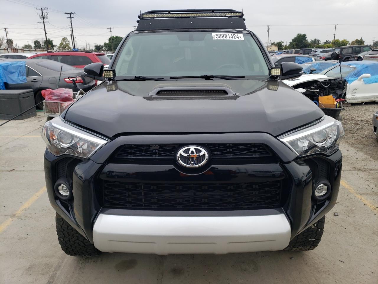 JTEBU5JR4J5565195 2018 Toyota 4Runner Sr5/Sr5 Premium