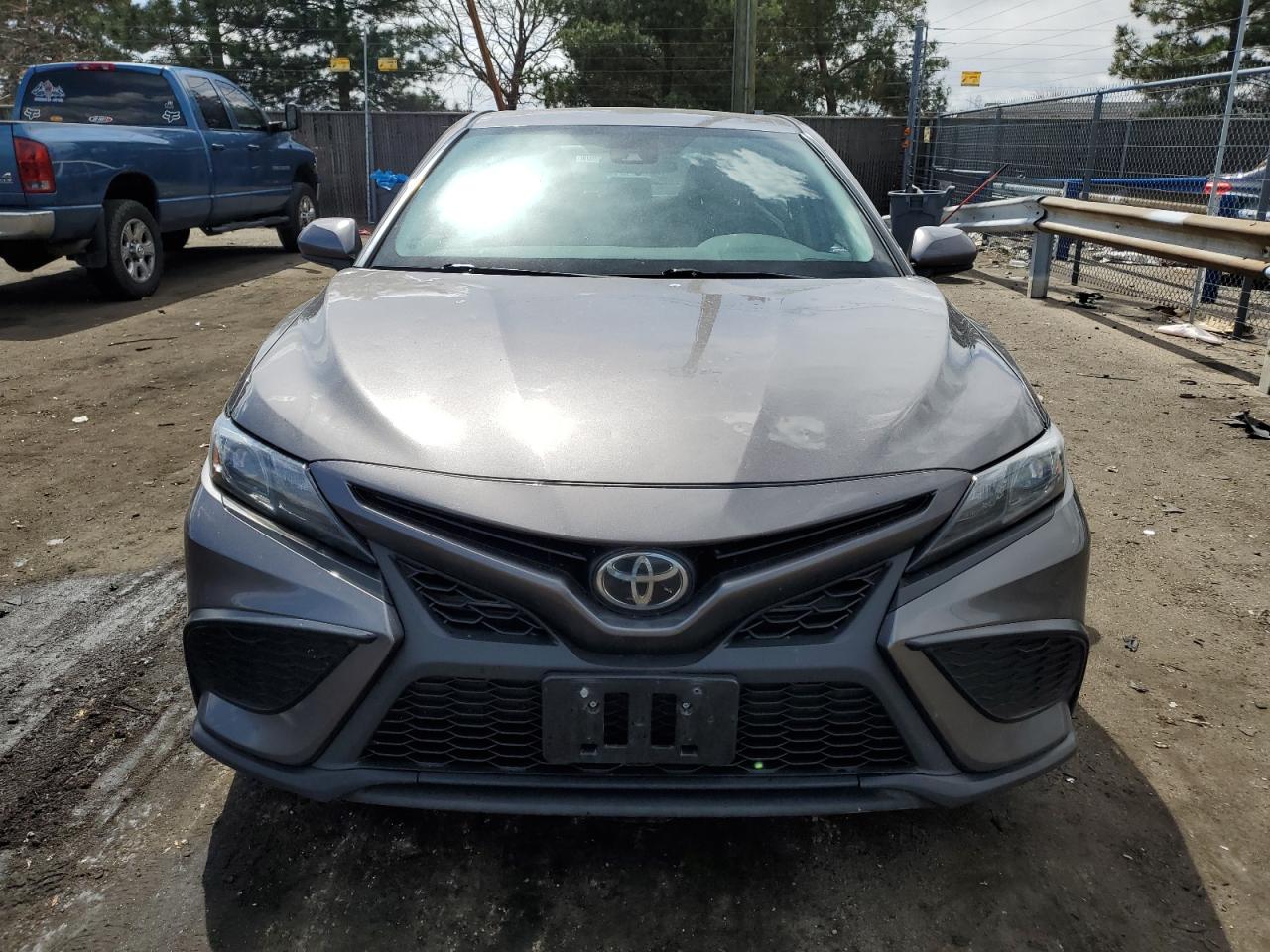 4T1G11AK8MU577757 2021 Toyota Camry Se