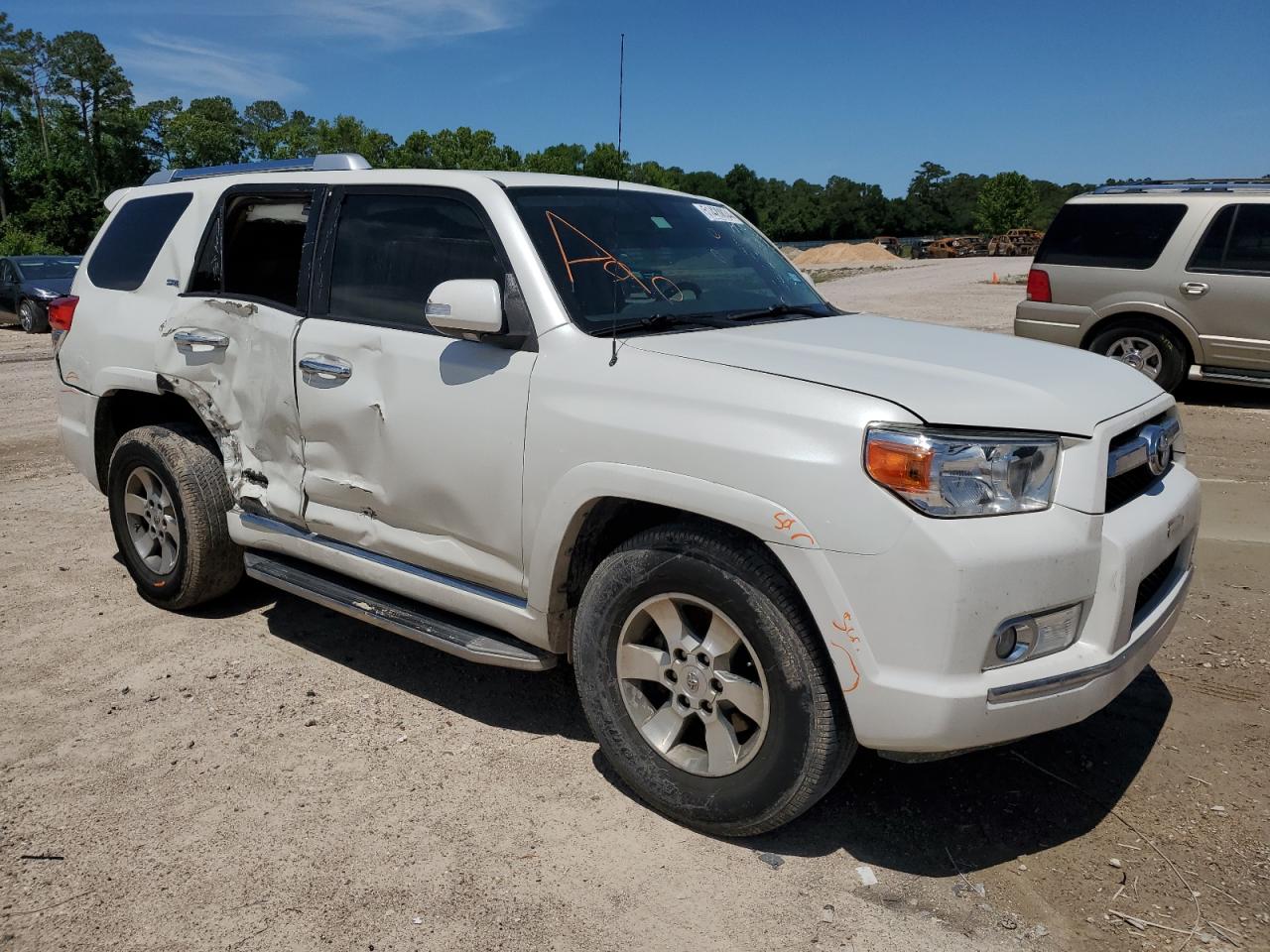 JTEZU5JR8D5058559 2013 Toyota 4Runner Sr5