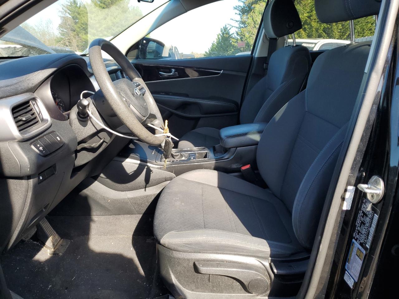 5XYPG4A35KG579865 2019 Kia Sorento L