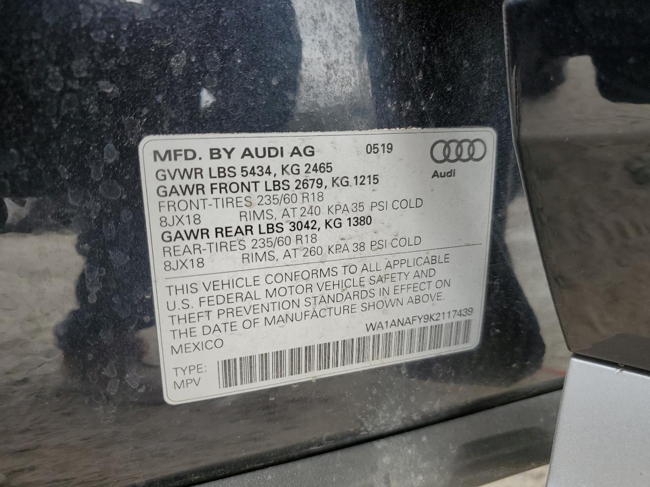 WA1ANAFY9K2117439 2019 Audi Q5 Premium