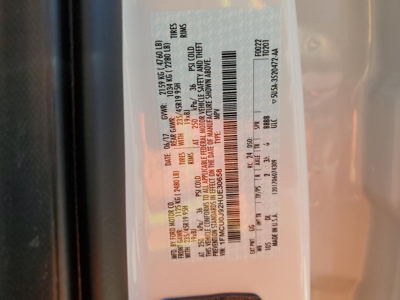 1FMCU0J92HUE30658 FORD ESCAPE 2017