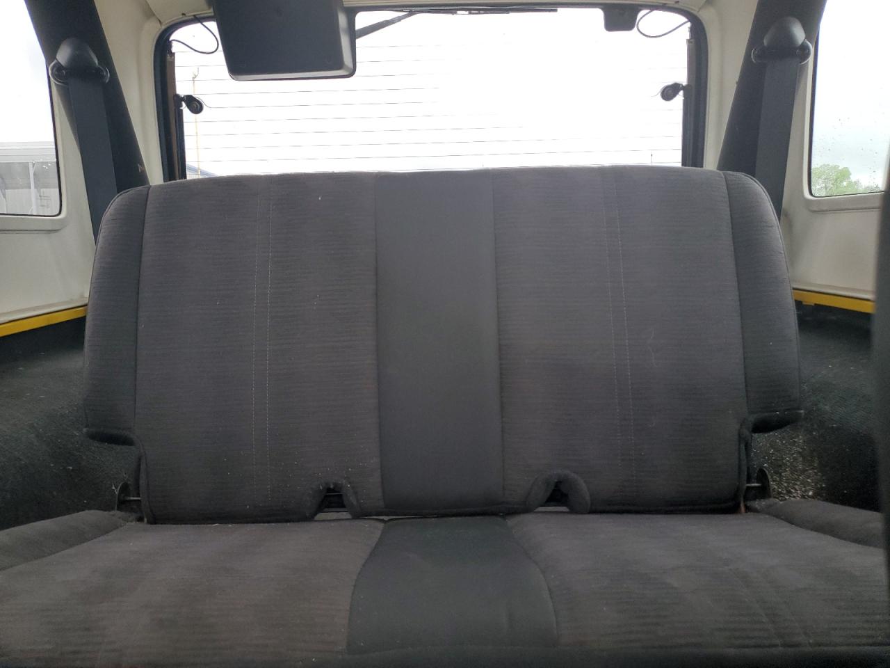 1J4FA49S94P767954 2004 Jeep Wrangler / Tj Sport