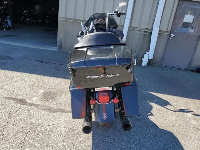 2011 HARLEY-DAVIDSON FLTRU 1HD1KGM18BB636939