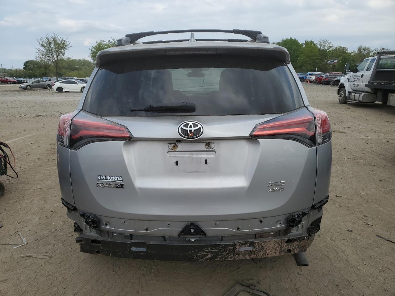 2T3RFREV2HW605336 TOYOTA RAV4 2017