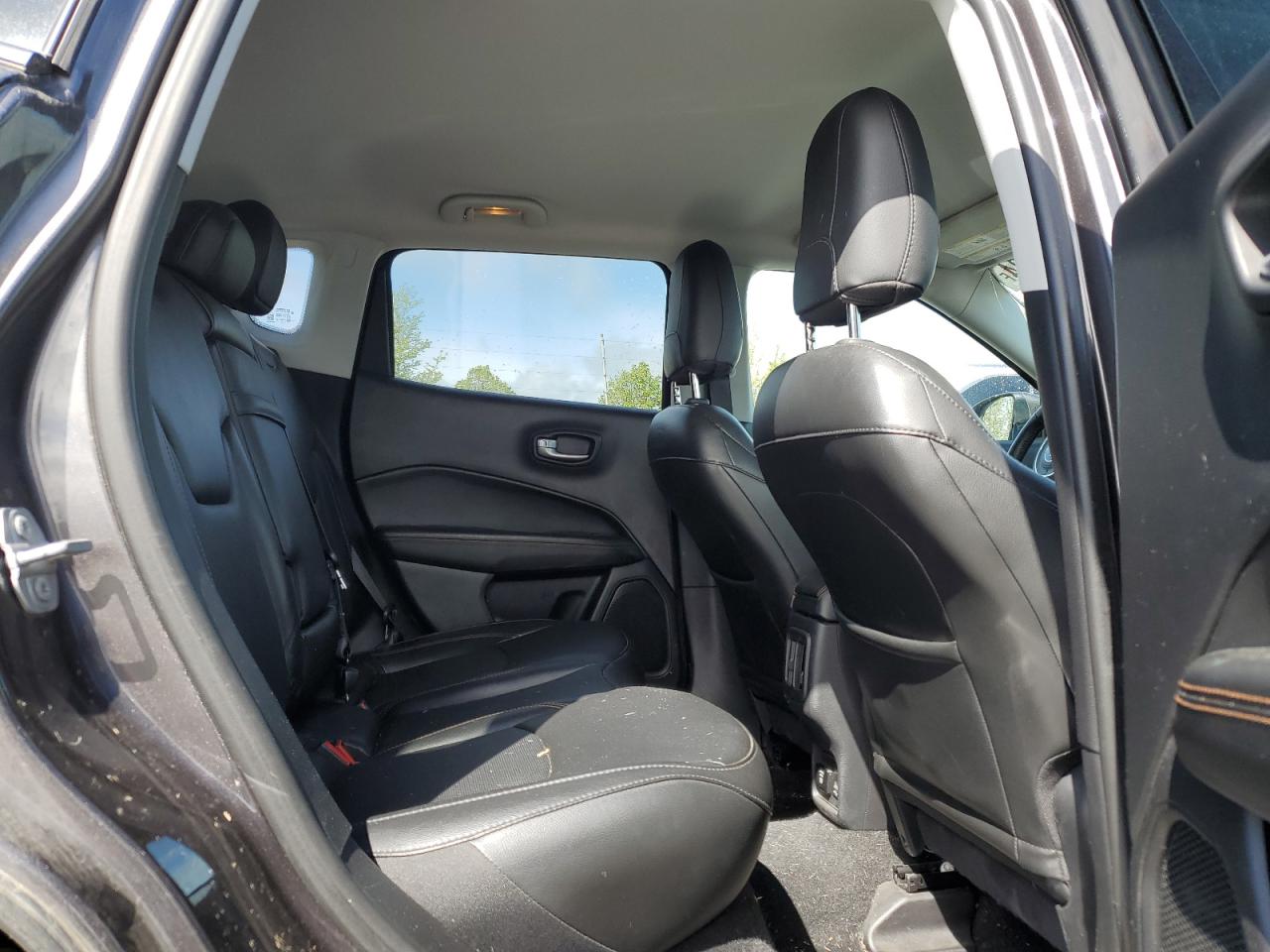 3C4NJDCB2KT595947 2019 Jeep Compass Limited