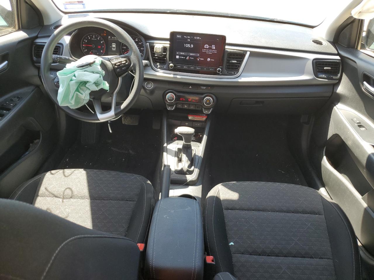 3KPA24AD2NE453932 2022 Kia Rio Lx