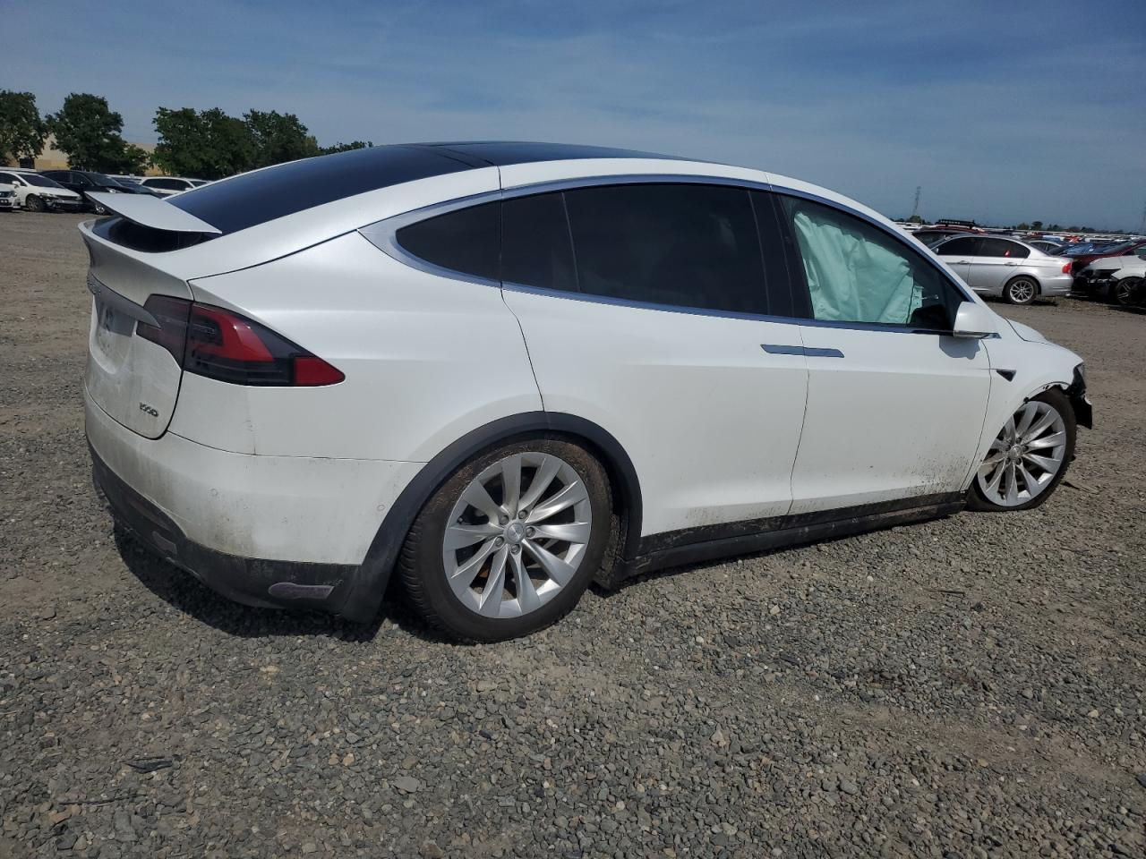 5YJXCAE28JF114563 2018 Tesla Model X