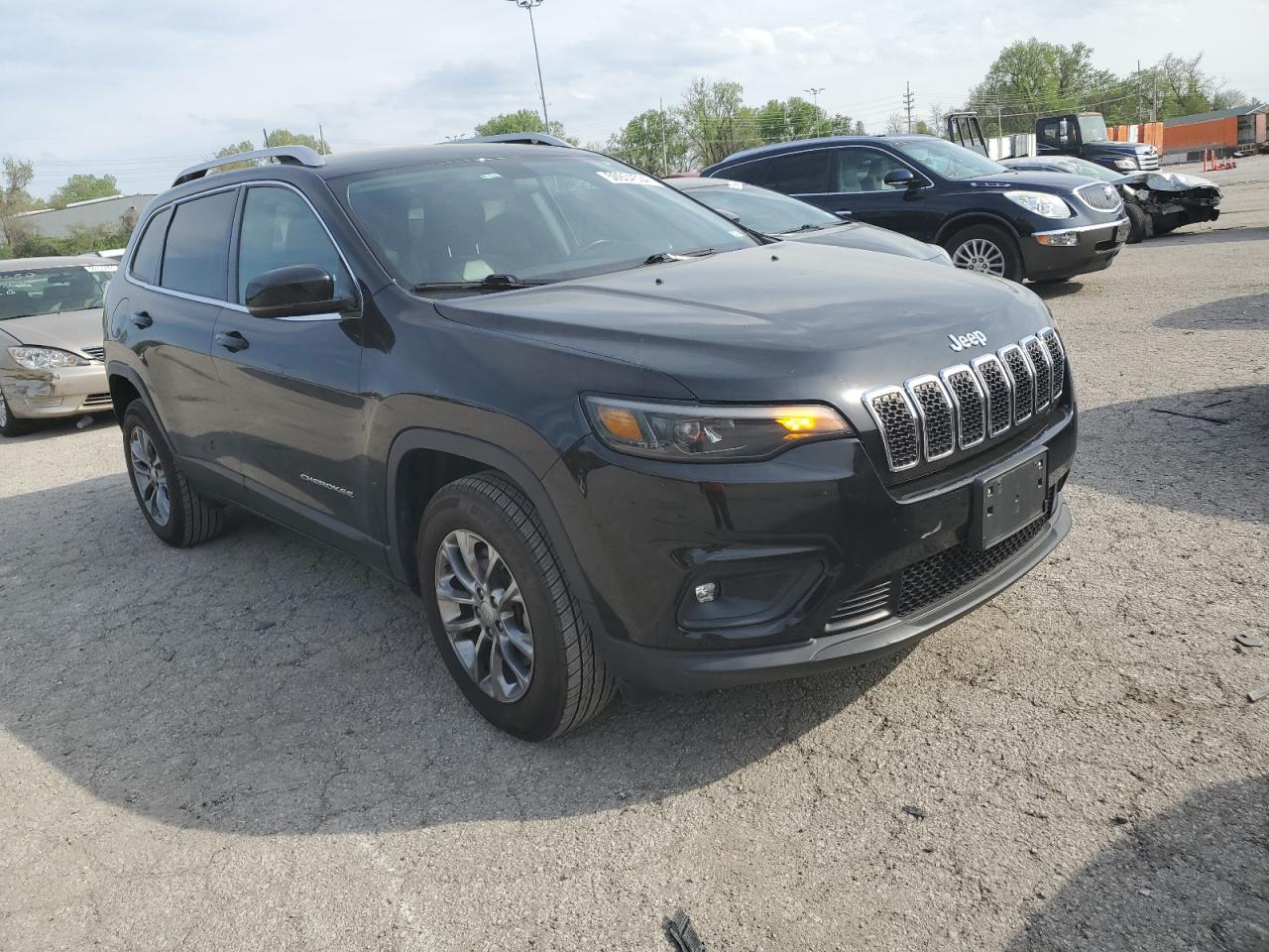 1C4PJMLB4KD423711 2019 Jeep Cherokee Latitude Plus