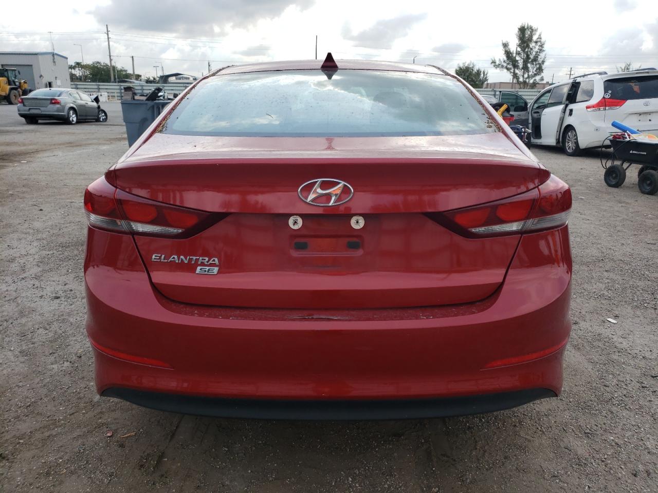 KMHD74LF4HU172486 2017 Hyundai Elantra Se