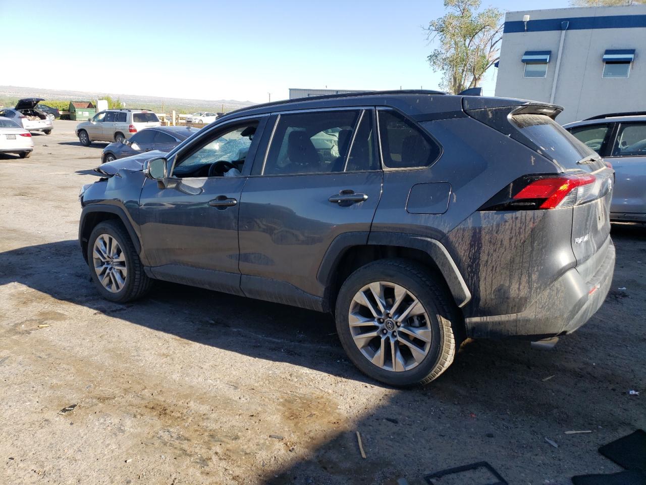 2019 Toyota Rav4 Xle Premium vin: 2T3C1RFV4KW057205