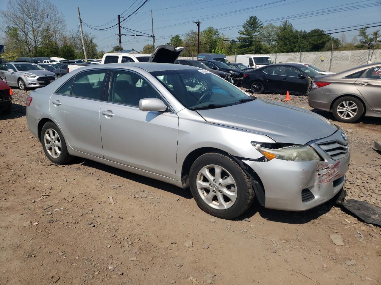 4T1BF3EK1BU600083 2011 Toyota Camry Base