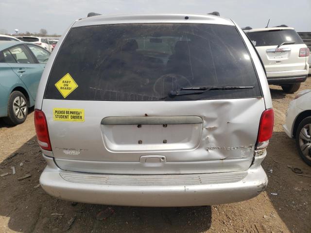 Lot #2473581248 2000 CHRYSLER TOWN & COU salvage car