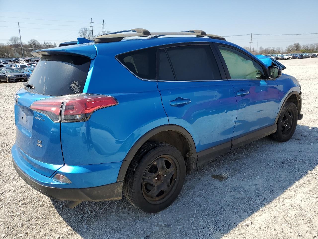 2017 Toyota Rav4 Le vin: JTMBFREV8HJ711886