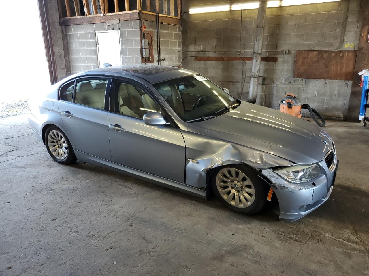 WBAPH77509NM27659 2009 BMW 328 I