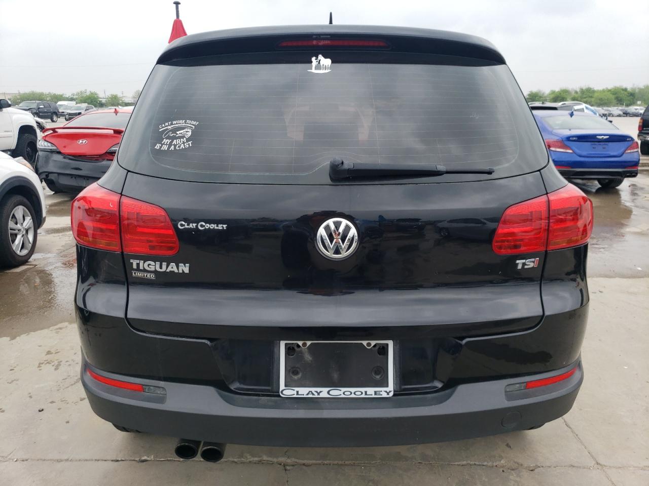 WVGAV7AX6HK050567 2017 Volkswagen Tiguan S