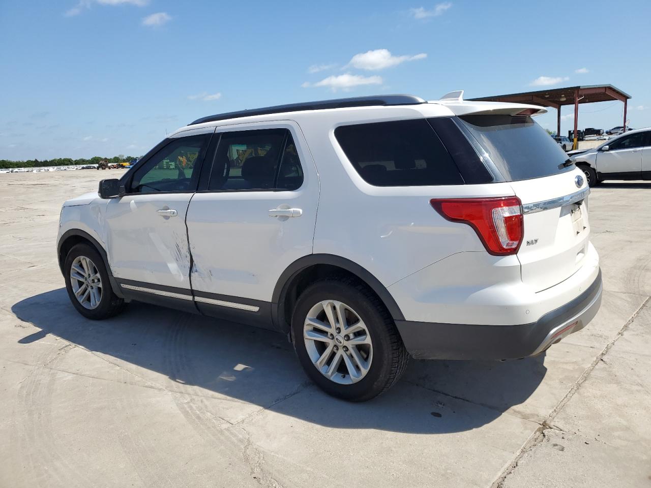 1FM5K7DHXHGA69043 FORD EXPLORER 2017