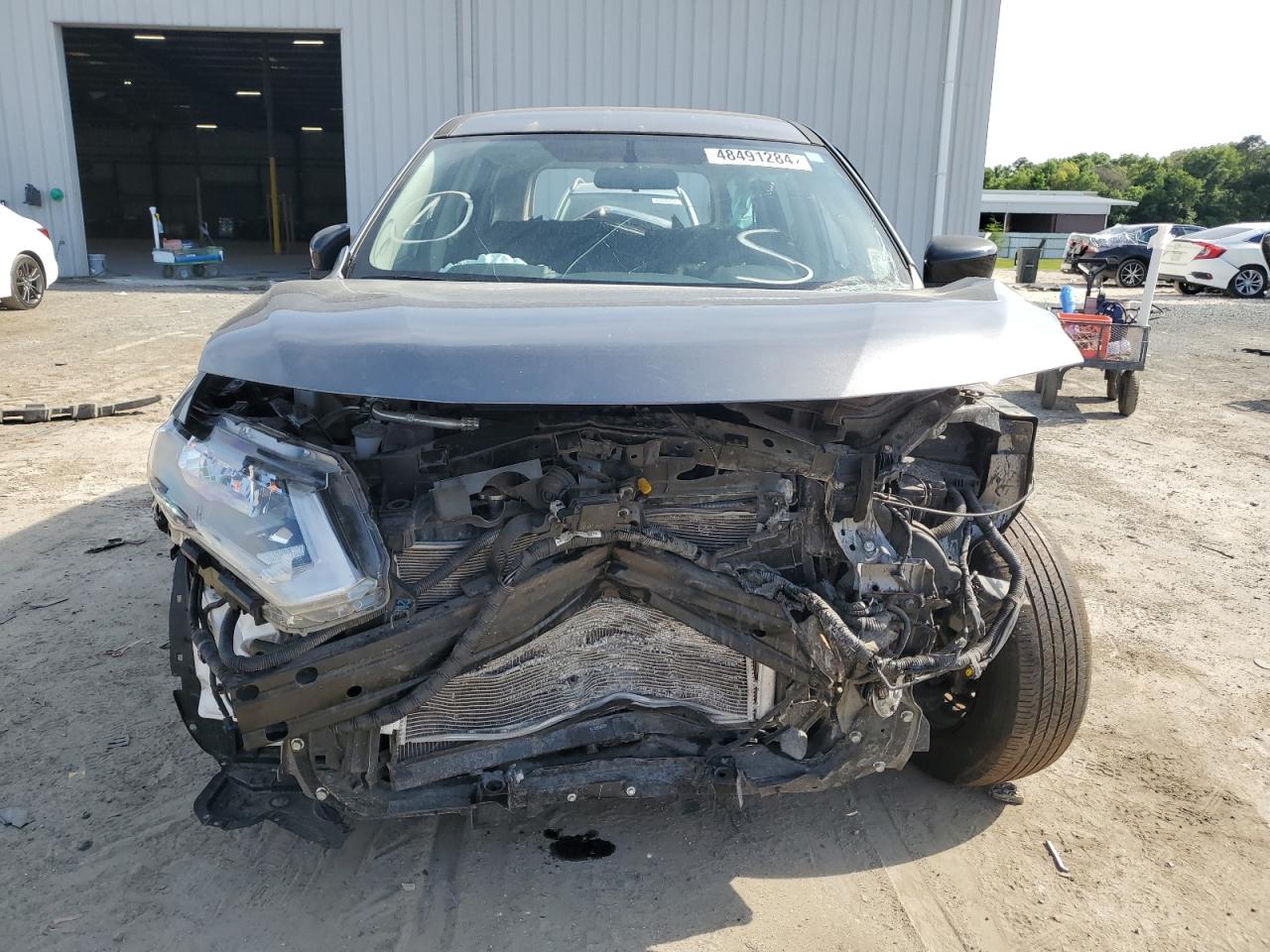 KNMAT2MT1JP601244 NISSAN ROGUE 2018