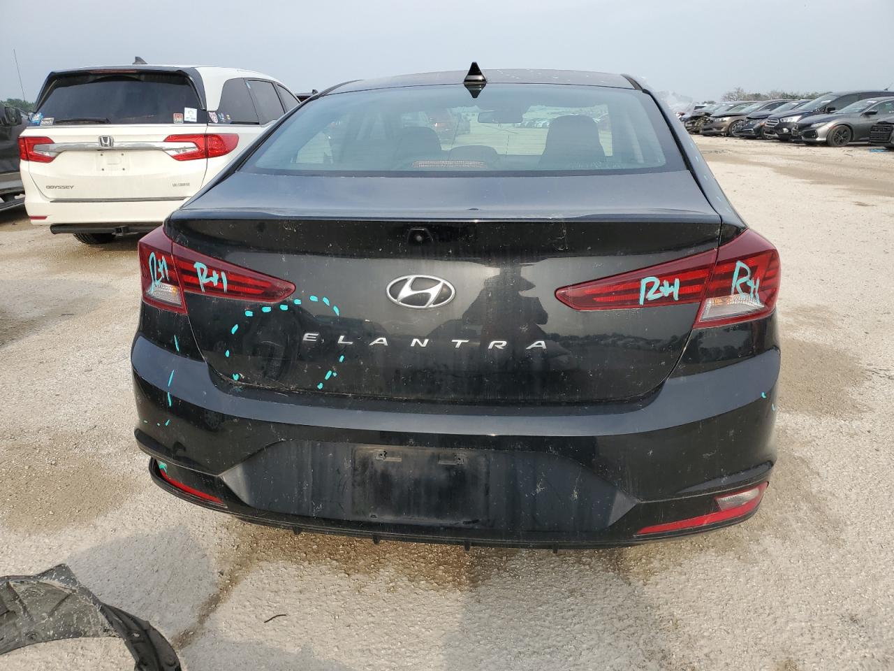 5NPD84LF4KH418861 2019 Hyundai Elantra Sel