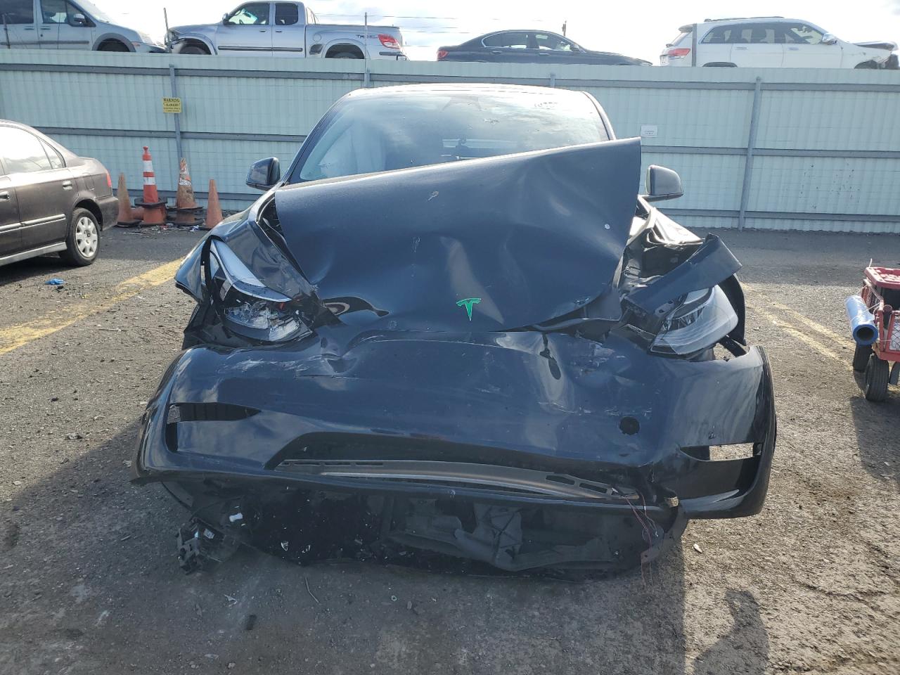 7SAYGDEE2PF673252 2023 Tesla Model Y