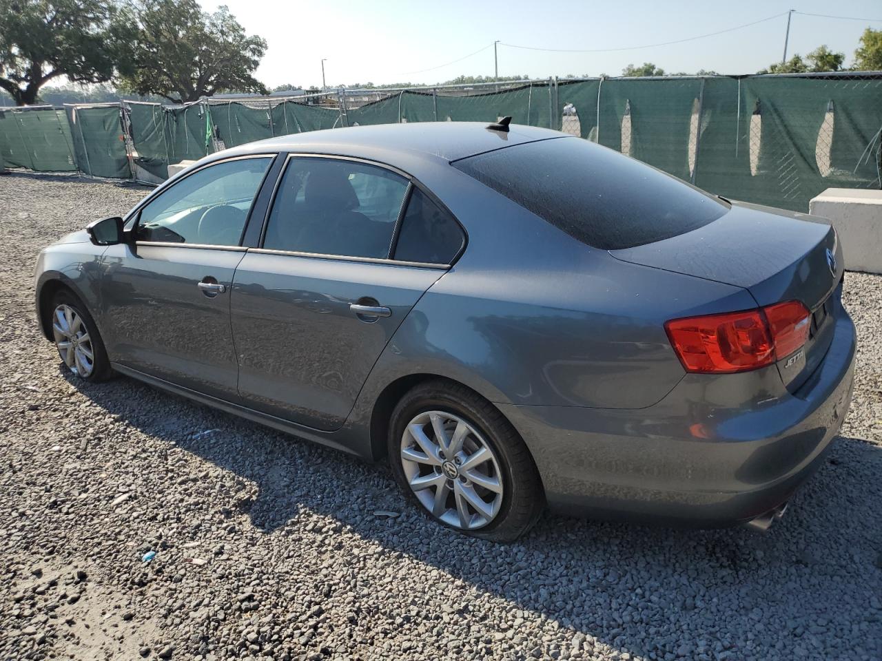 3VWDX7AJ8BM393594 2011 Volkswagen Jetta Se