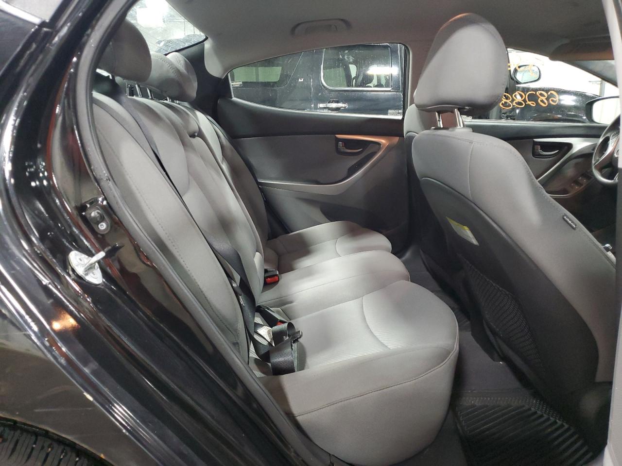 5NPDH4AE2DH402140 2013 Hyundai Elantra Gls