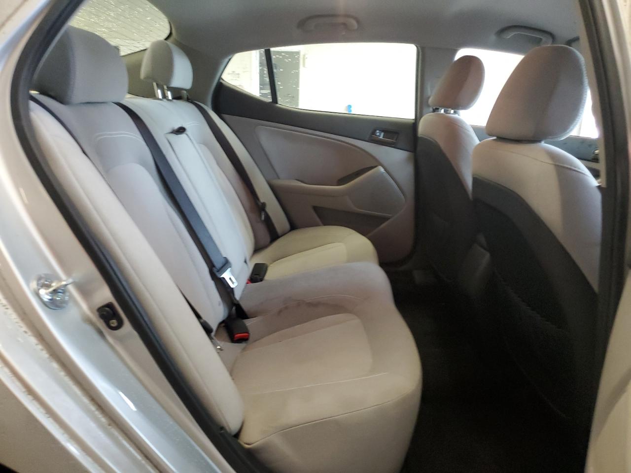 KNAGM4A74B5170970 2011 Kia Optima Lx