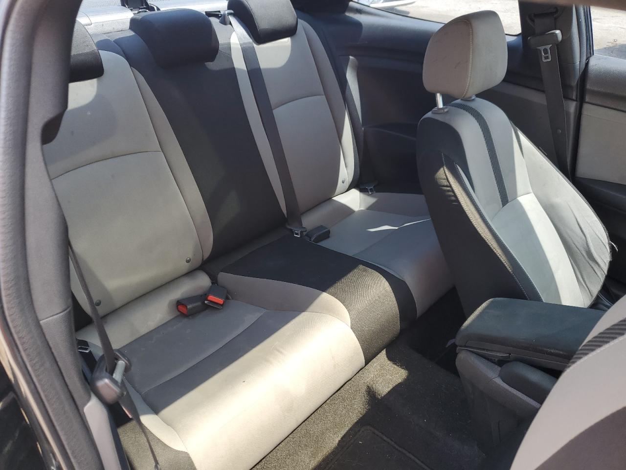 2HGFC3B31JH355154 2018 Honda Civic Ex