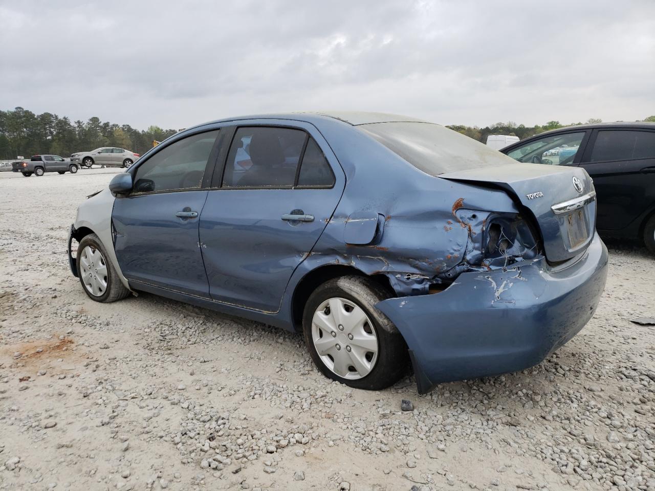 JTDBT923671010676 2007 Toyota Yaris