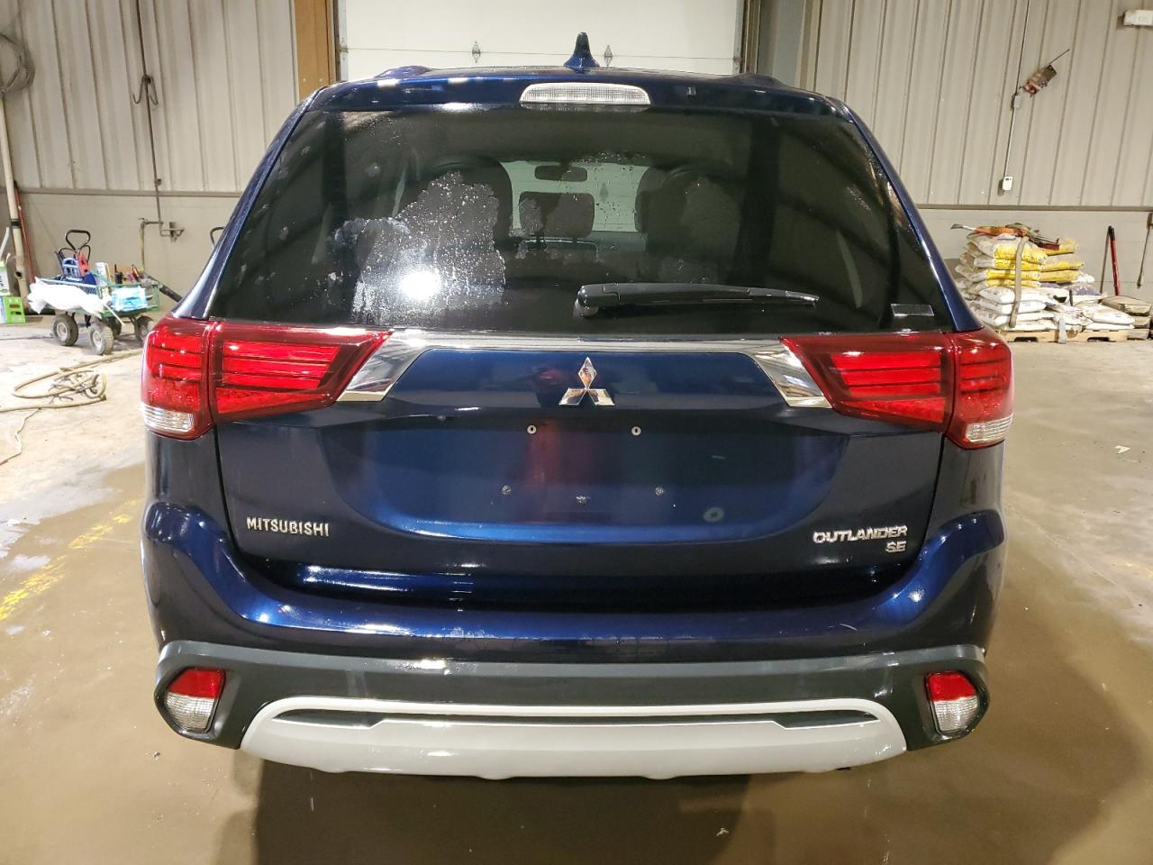 JA4AZ3A31KZ043940 2019 Mitsubishi Outlander Se