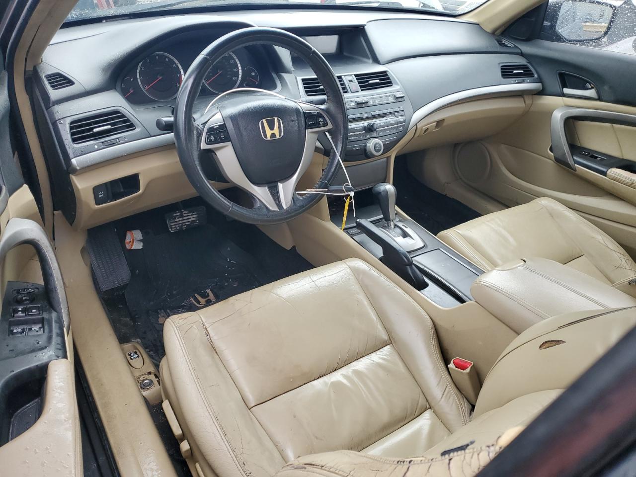 1HGCS12849A000835 2009 Honda Accord Exl