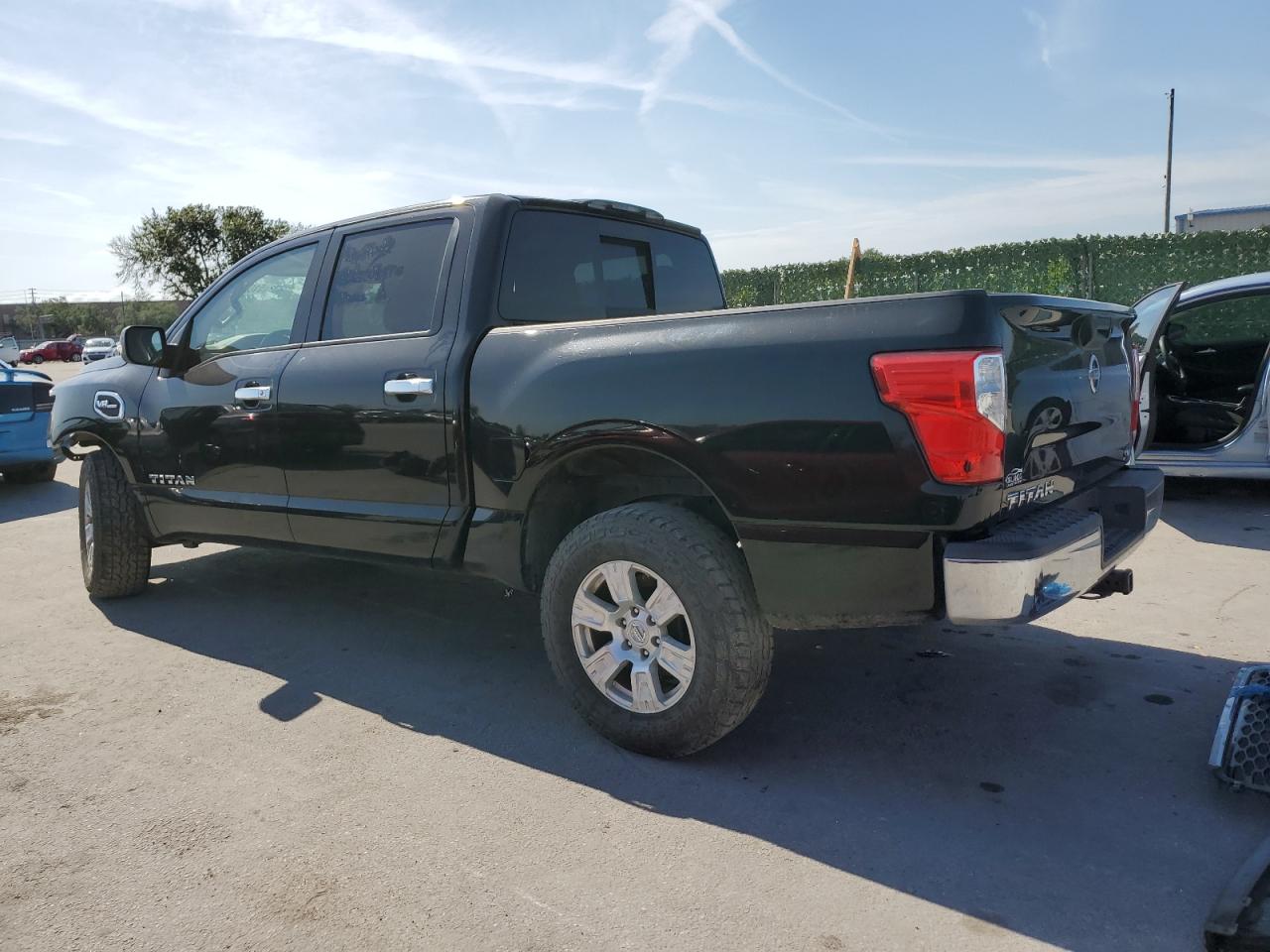1N6AA1EK9HN549371 NISSAN TITAN 2017