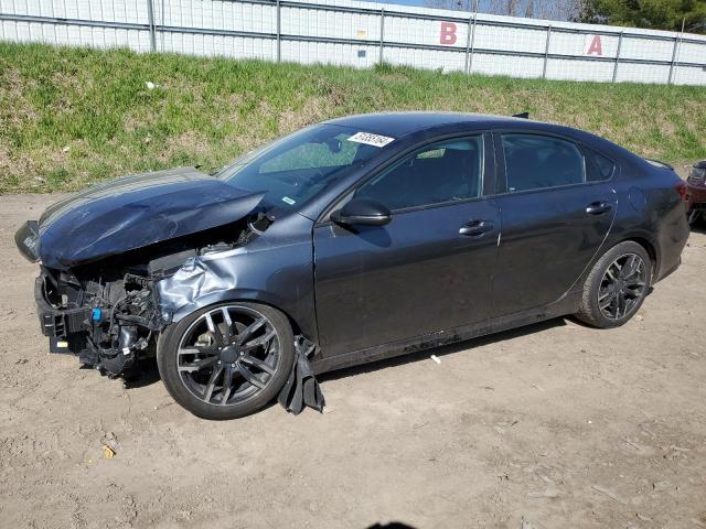 3KPF54AD3PE548581 Kia Forte GT L