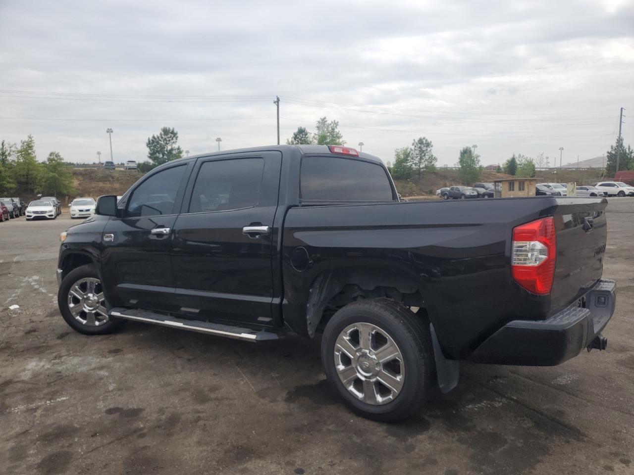5TFGY5F19JX239379 TOYOTA TUNDRA 2018