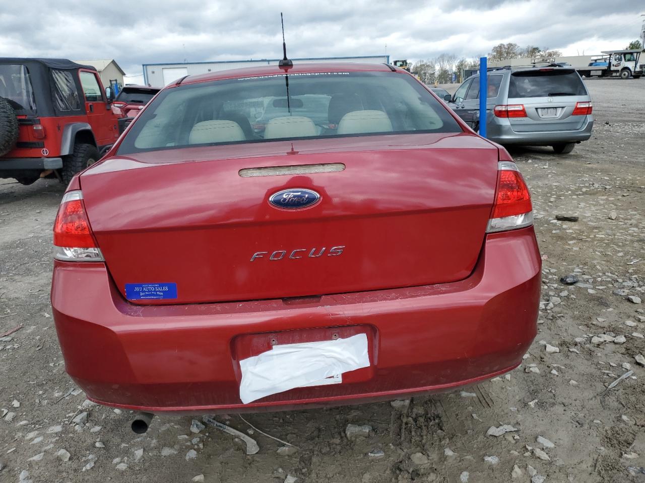 1FAHP3EN7BW133977 2011 Ford Focus S