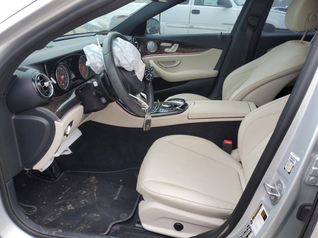 WDDZF4JB2JA364578 2018 Mercedes-Benz E 300